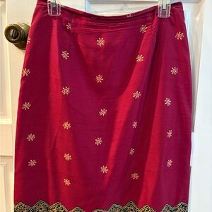 Jacqueline Ferrar Red Pencil Skirt with Gold Embroidery
